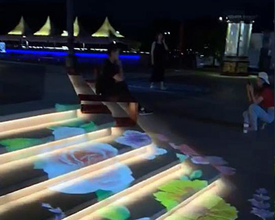 动态花朵投影灯